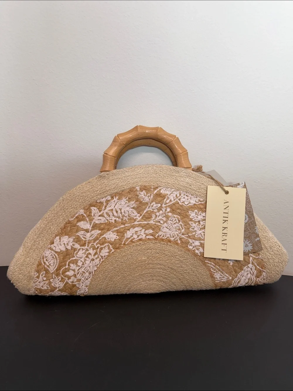 Antik Kraft | Jute Half-Moon Vacation Summer Bag w/ Bamboo Handles